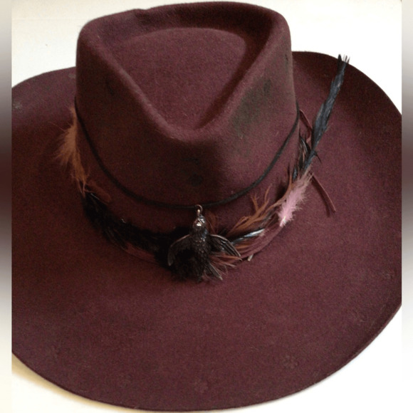 NEW ! The Crimson Crow Customized WyethXRuxpinsrags rancher main image 8